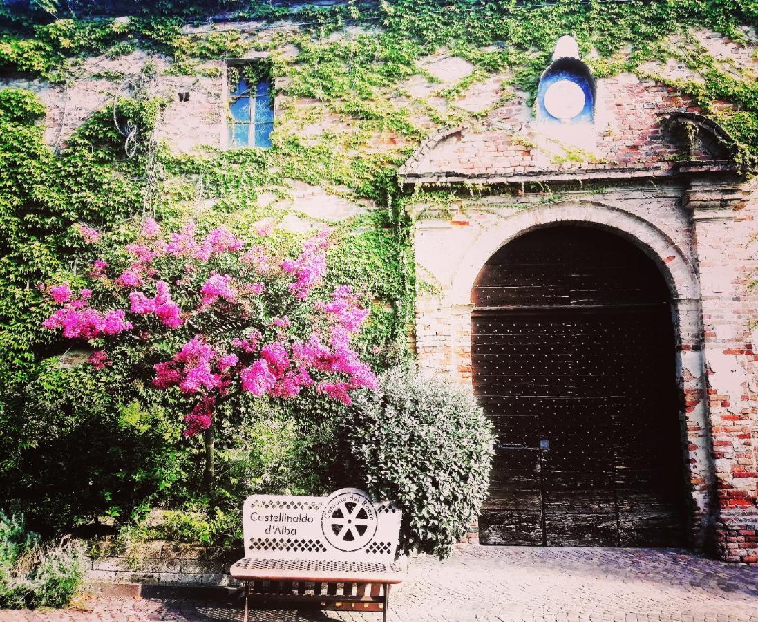 Teresa Al Belvedere Rooms&Holidayapartments Camere&Appartamenti Castellinaldo Exterior photo