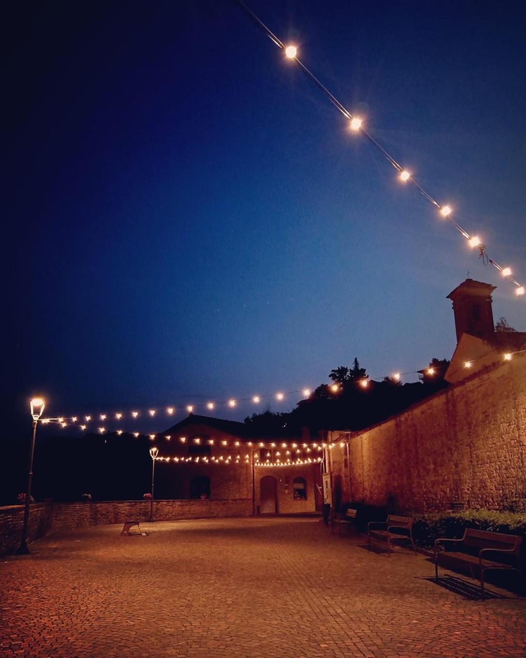 Teresa Al Belvedere Rooms&Holidayapartments Camere&Appartamenti Castellinaldo Exterior photo